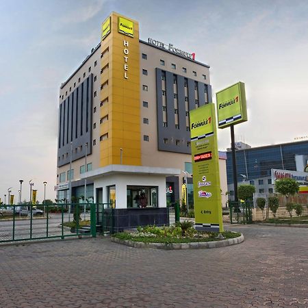 Hotel Caspia Pro Greater Noida Exterior foto