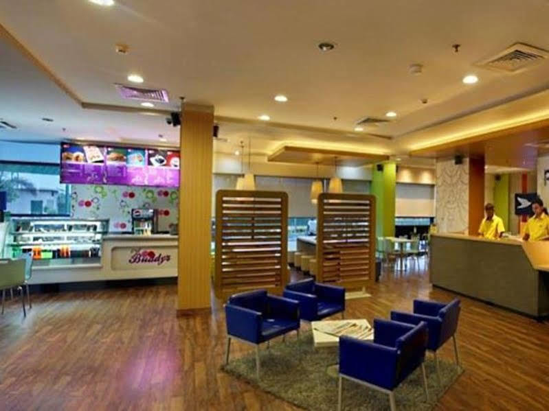 Hotel Caspia Pro Greater Noida Exterior foto