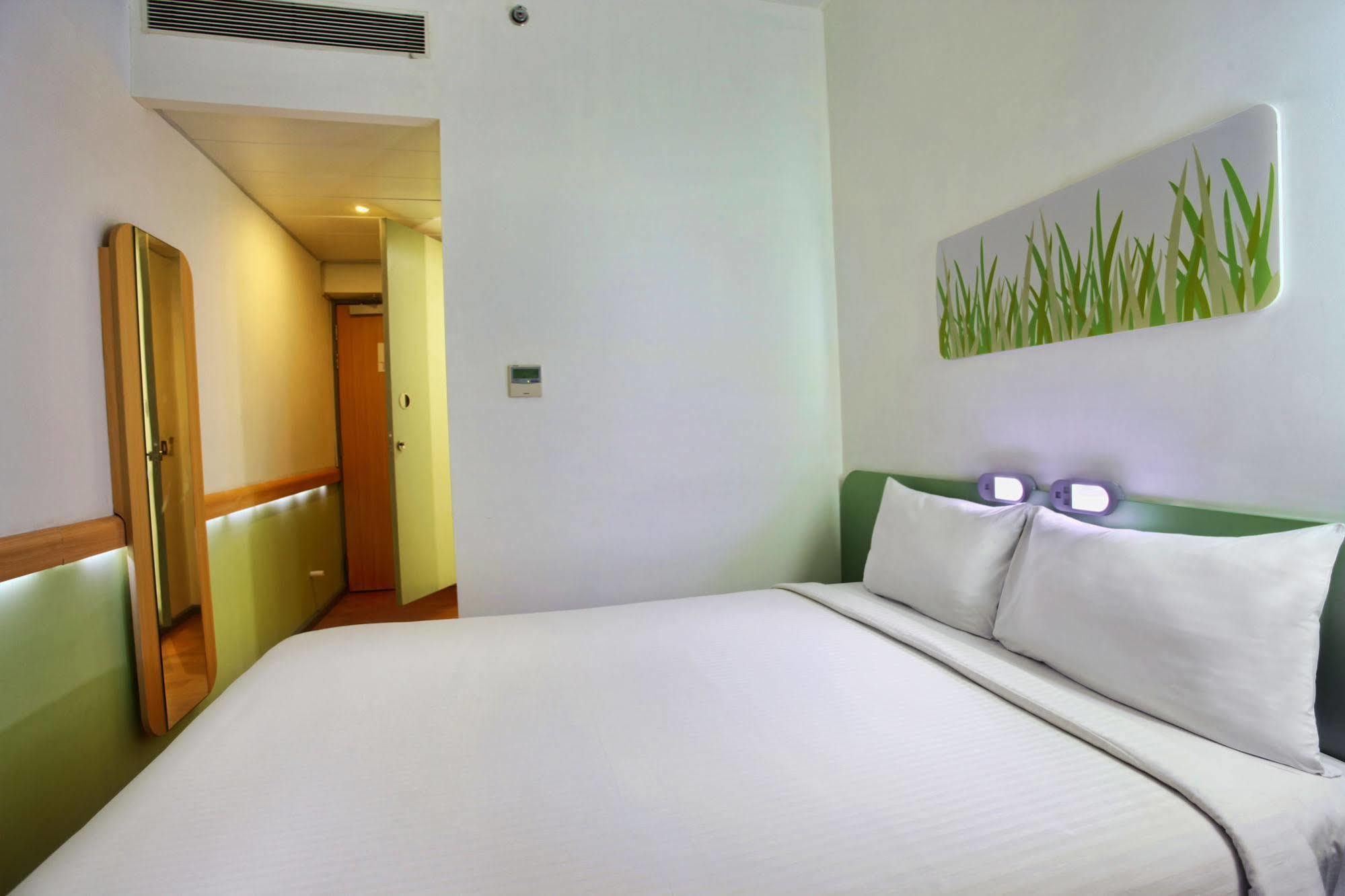 Hotel Caspia Pro Greater Noida Exterior foto